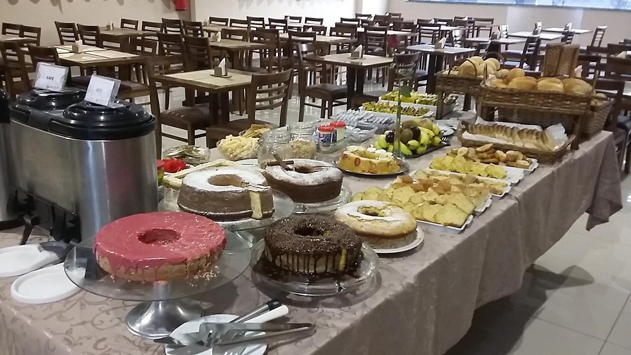 Hotel Mont Rey São Vicente Buitenkant foto